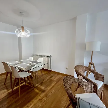 Bpirineos-parque Tilos 3 Appartement *