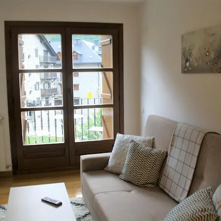 Bpirineos-parque Tilos 3 *