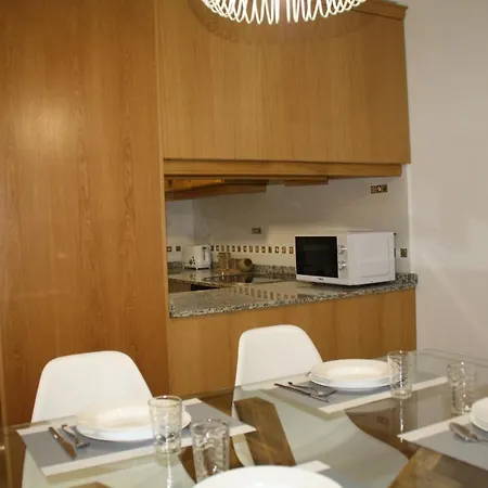 Apartment Bpirineos-parque Tilos 3 *