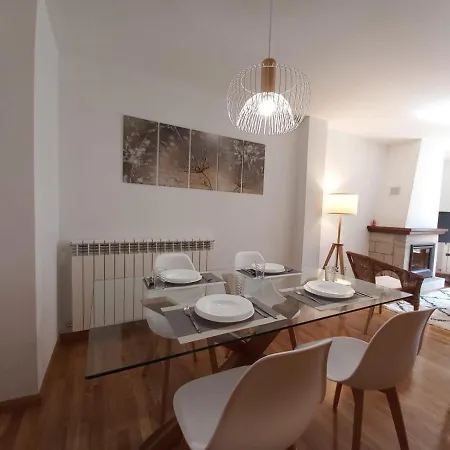 Bpirineos-parque Tilos 3 Appartement *