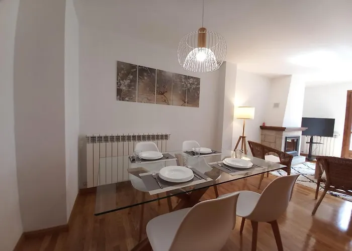 Bpirineos-parque Tilos 3 Apartment *